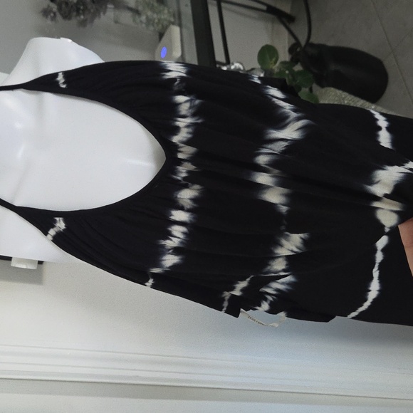 Young Fabulous And Broke Black And White Tie Dye Flutter Maxi Dress L Ex Cond - Picture 4 of 7